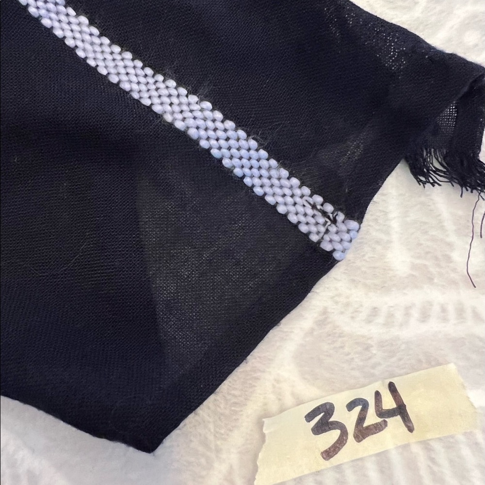 BANANA REPUBLIC SCARF NAVY BABY STRIPE GORGEOUS FREE W$75 FULL PRICE BUNDLE 324 - Picture 6 of 6